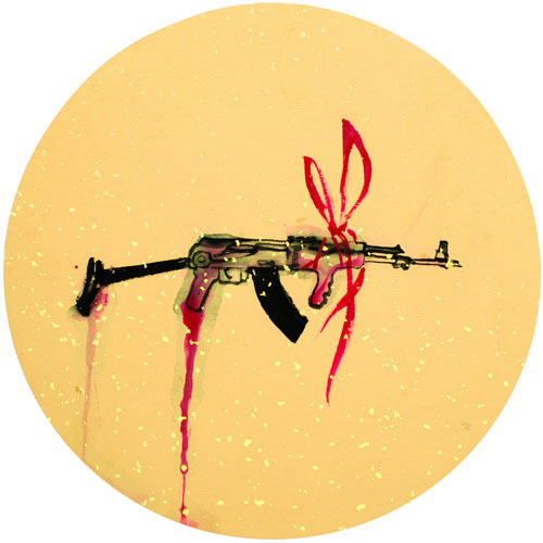 ＜愛與和平＞系列－衝鋒槍 II    33 × 33 cm   紙上水墨   2013