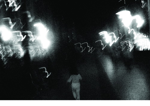 林鍵均    黑夜，澳門 2     28 × 42 cm     攝影   2009