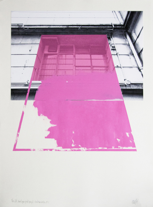 The old court goes pink project–contamination #2，馬偉圖，71 x 50 cm， 壓克力、攝影於棉纸上，2016-2019